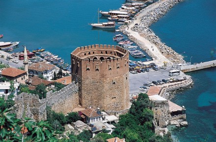 alanya-kizil-kule-02